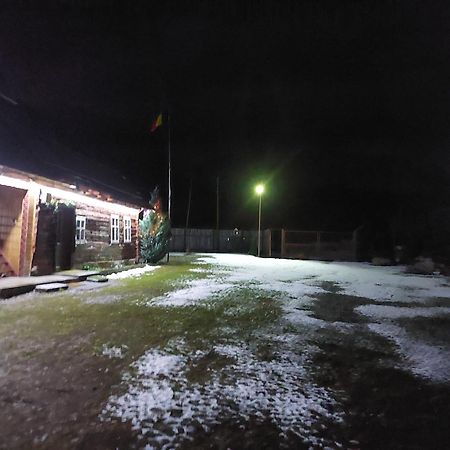 Cabana Casa Lu'Baciu Arpasu de Sus Luaran gambar